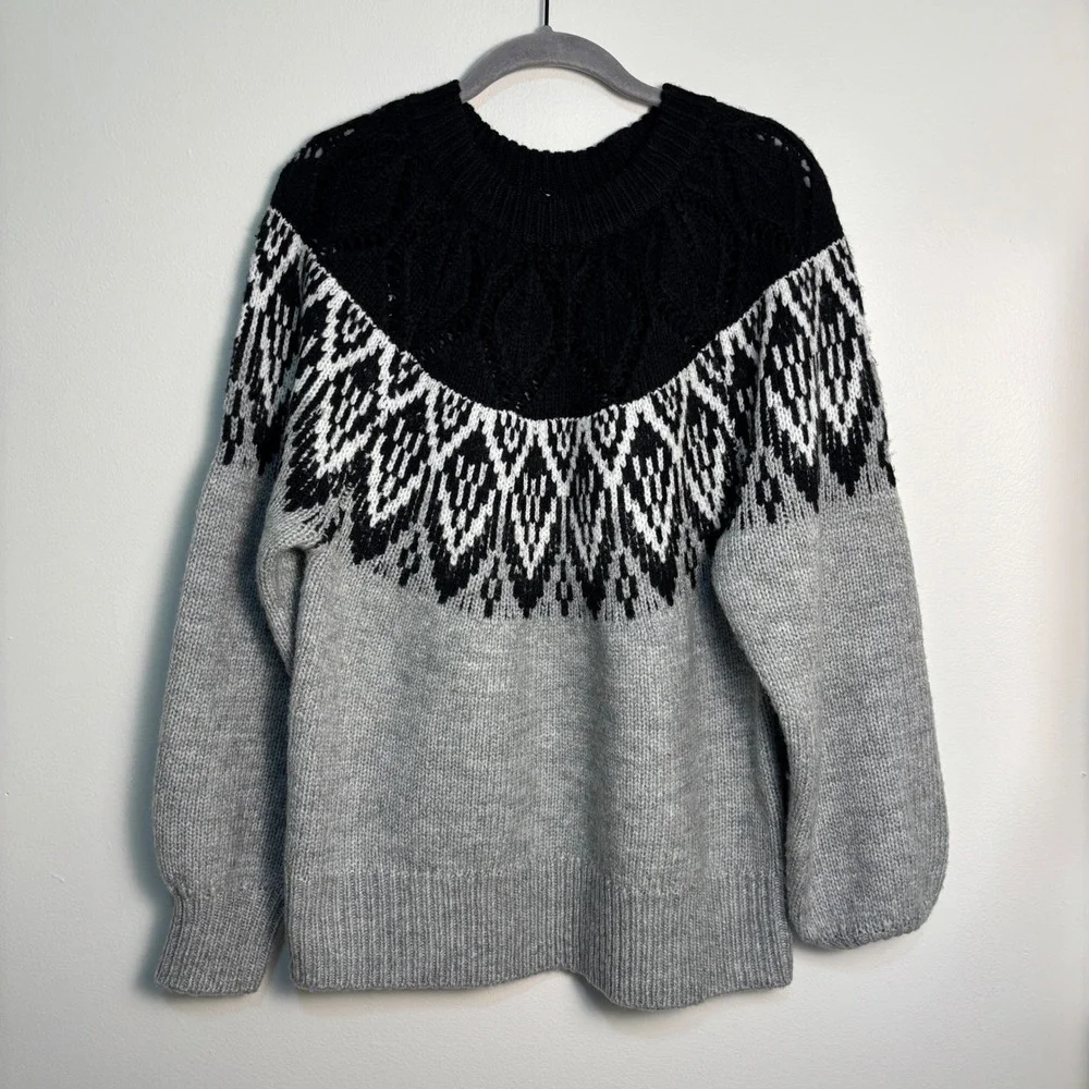 Crown & Ivy Large Fair Isle Sweater Balloon Sleeve Nordic Eyelet Fisherman Grey